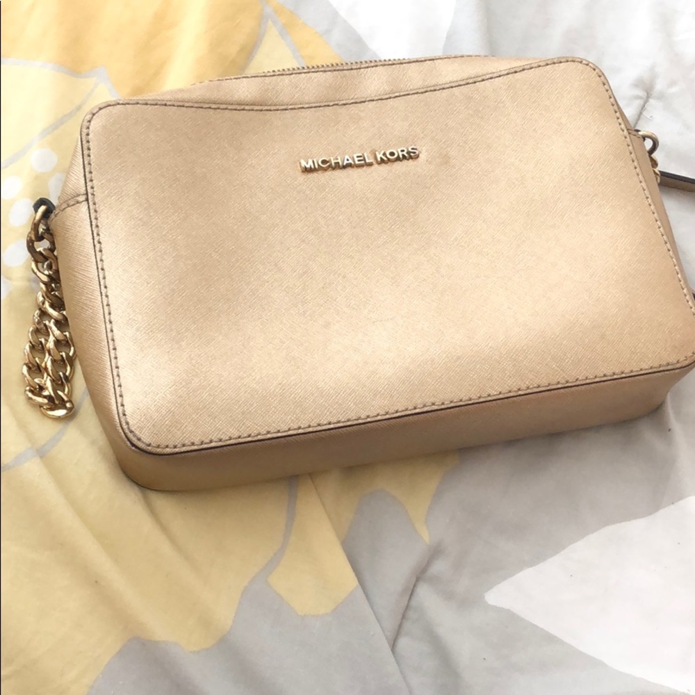 Crossbody bag